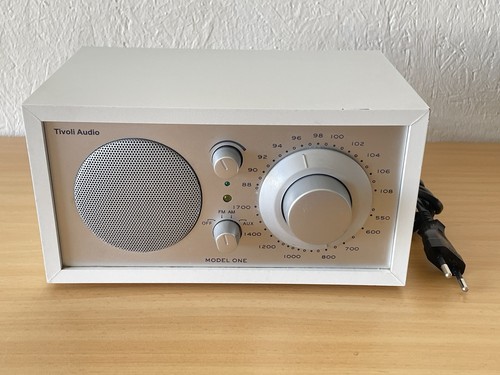 Tivoli audio radio model - -,