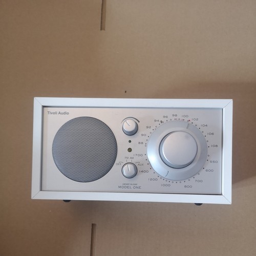 Tivoli audio radio model - radio,