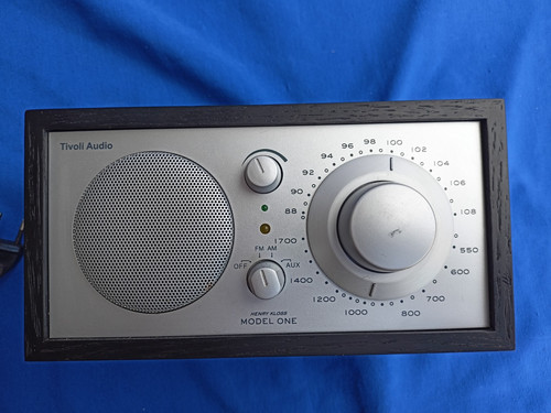 Tivoli audio radio model - tivoli,