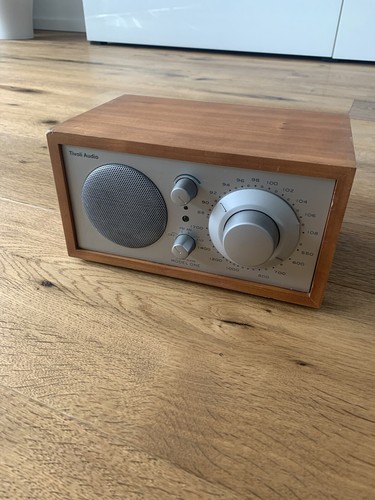 Tivoli audio radio model - radio,