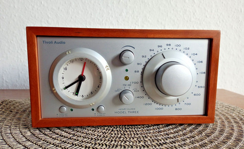 Tivoli audio three ukw - three, mw/ukw